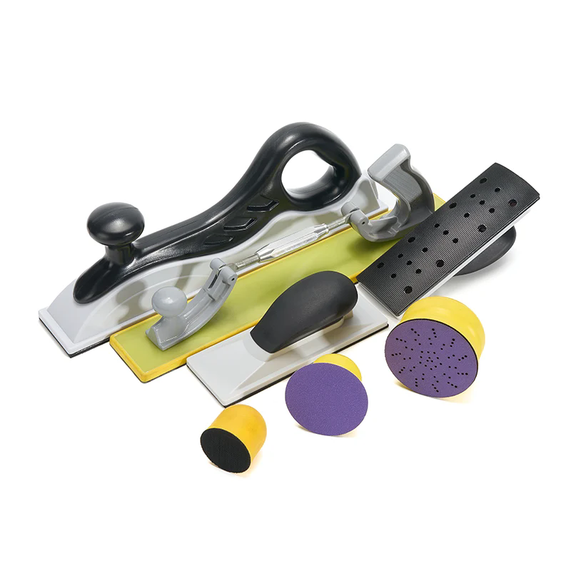 In che modo un blocco per levigatura manuale migliora la qualità della superficie e supporta il futuro della finitura manuale?