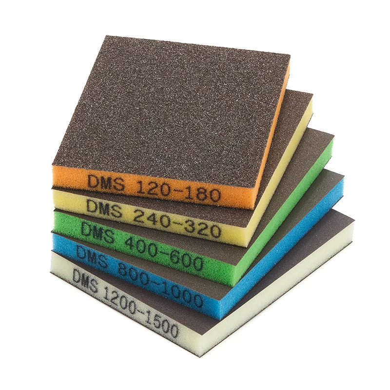 Spugna abrasiva colorata su entrambi i lati